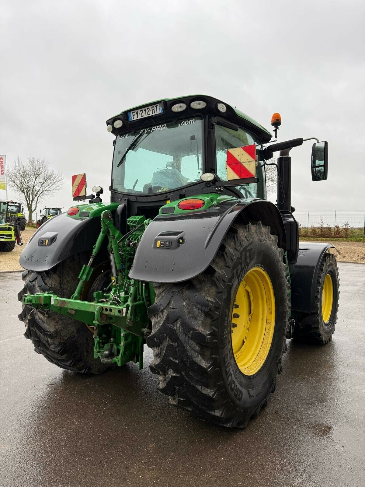 Traktor типа John Deere JOHN DERRE 6250 R AUTOPOWER, Gebrauchtmaschine в LAIGNES (Фотография 4)