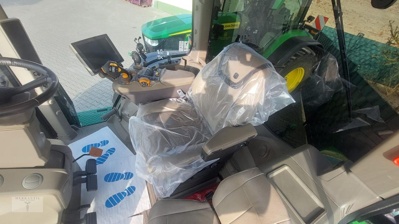 Traktor от тип John Deere R8 340, Gebrauchtmaschine в Pragsdorf (Снимка 6)