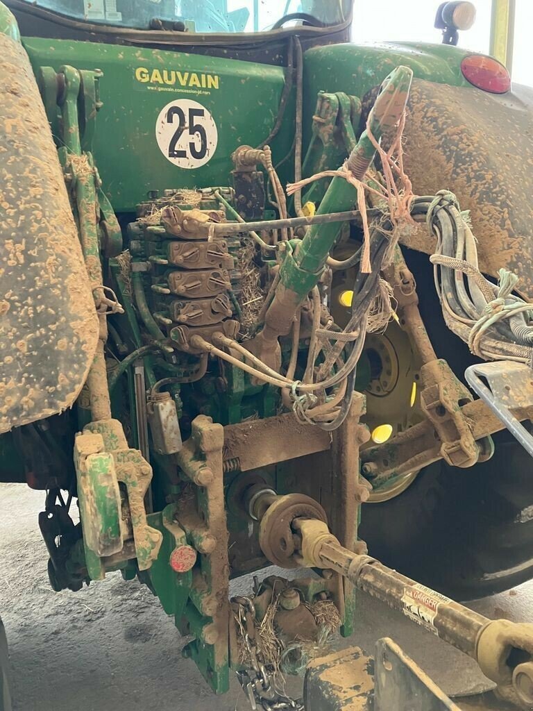 Traktor du type John Deere TRACTEUR JD 7210R, Gebrauchtmaschine en VAROIS & CHAIGNOT (Photo 7)