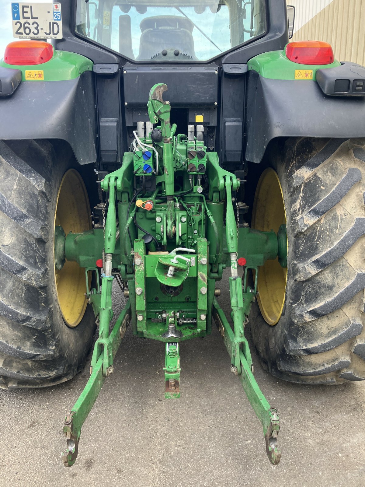 Traktor des Typs John Deere TRACTEUR JOHN DEERE 6175 M, Gebrauchtmaschine in VAROIS & CHAIGNOT (Bild 9)