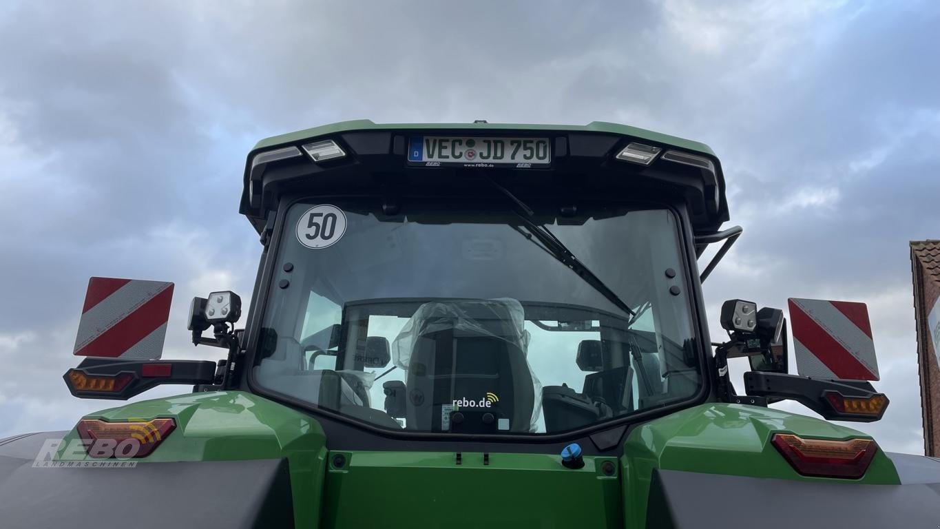 Traktor des Typs John Deere TRAKTOR 7R 350, Neumaschine in Visbek/Rechterfeld (Bild 21)