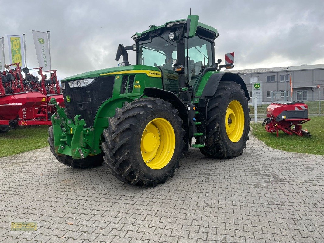 Traktor του τύπου John Deere TRAKTOR 7R310, Neumaschine σε Osterburg (Φωτογραφία 1)