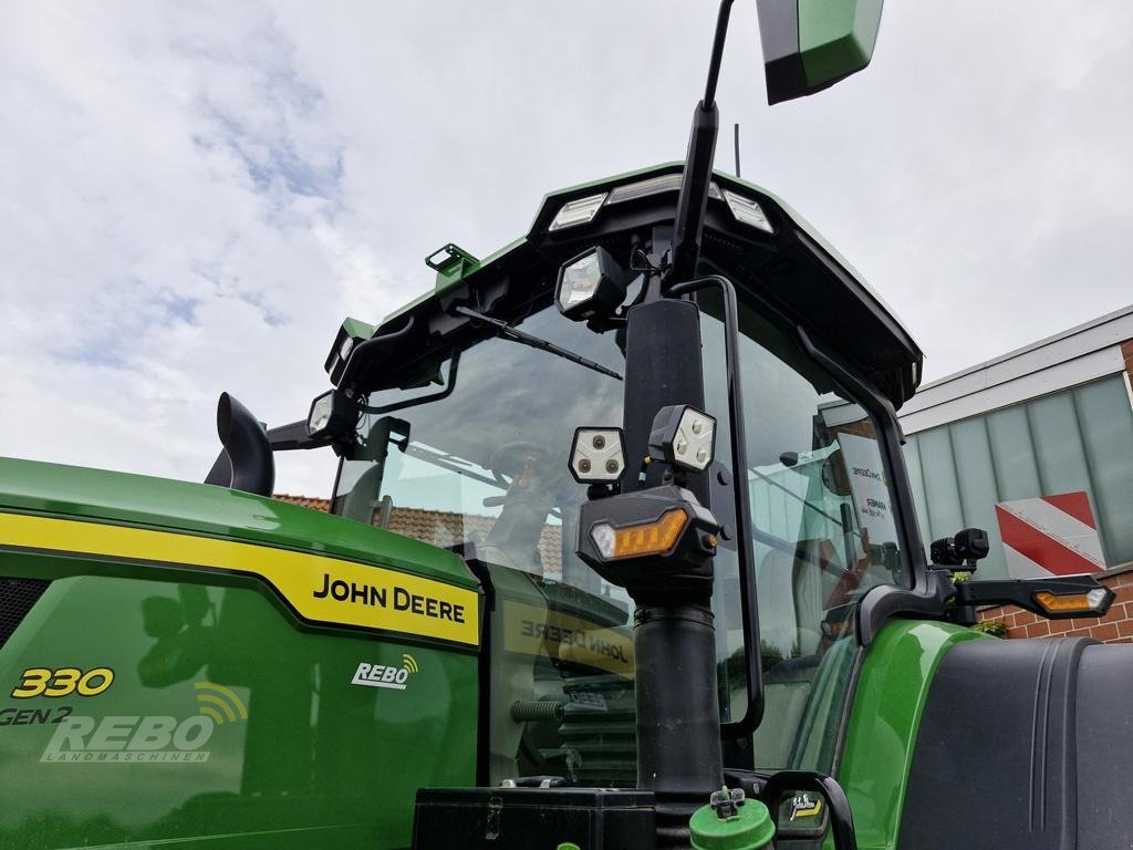 Traktor του τύπου John Deere TRAKTOR 7R330, Neumaschine σε Visbek/Rechterfeld (Φωτογραφία 22)