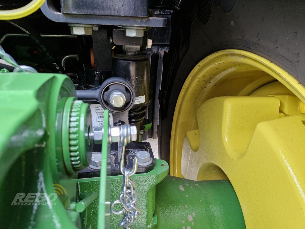 Traktor des Typs John Deere TRAKTOR 7R330, Neumaschine in Visbek/Rechterfeld (Bild 24)