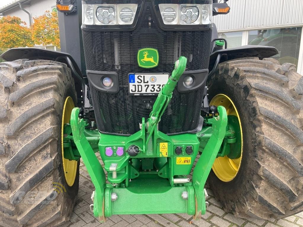 Traktor of the type John Deere TRAKTOR 7R330, Gebrauchtmaschine in Sörup (Picture 11)