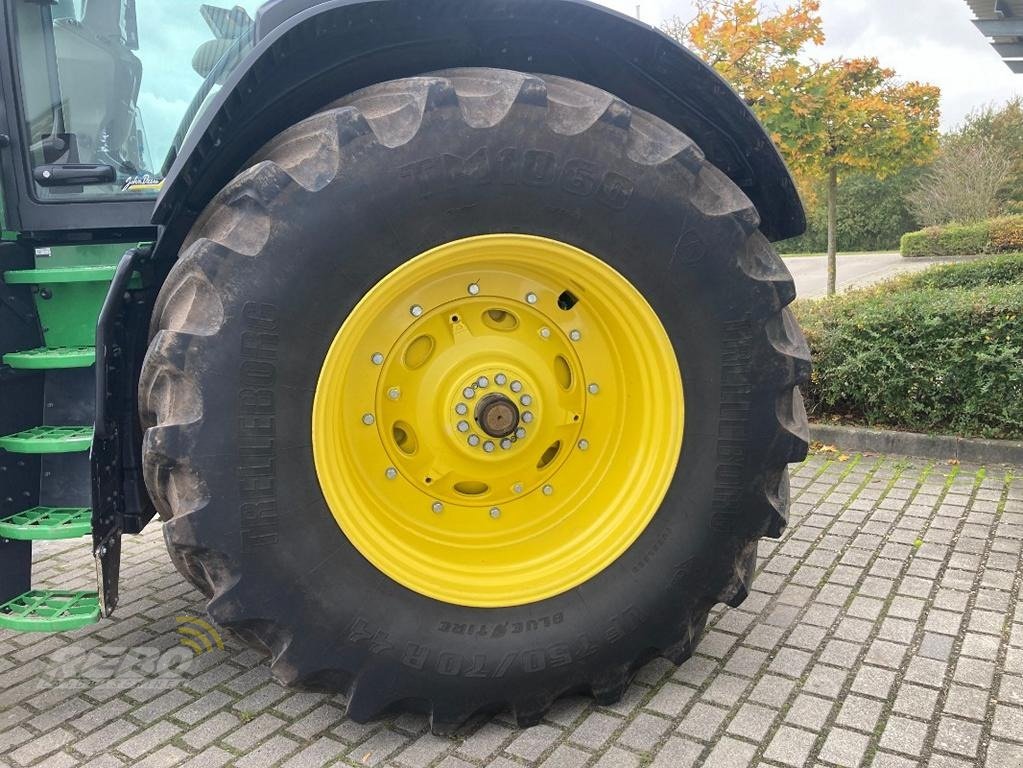 Traktor of the type John Deere TRAKTOR 7R330, Gebrauchtmaschine in Sörup (Picture 14)