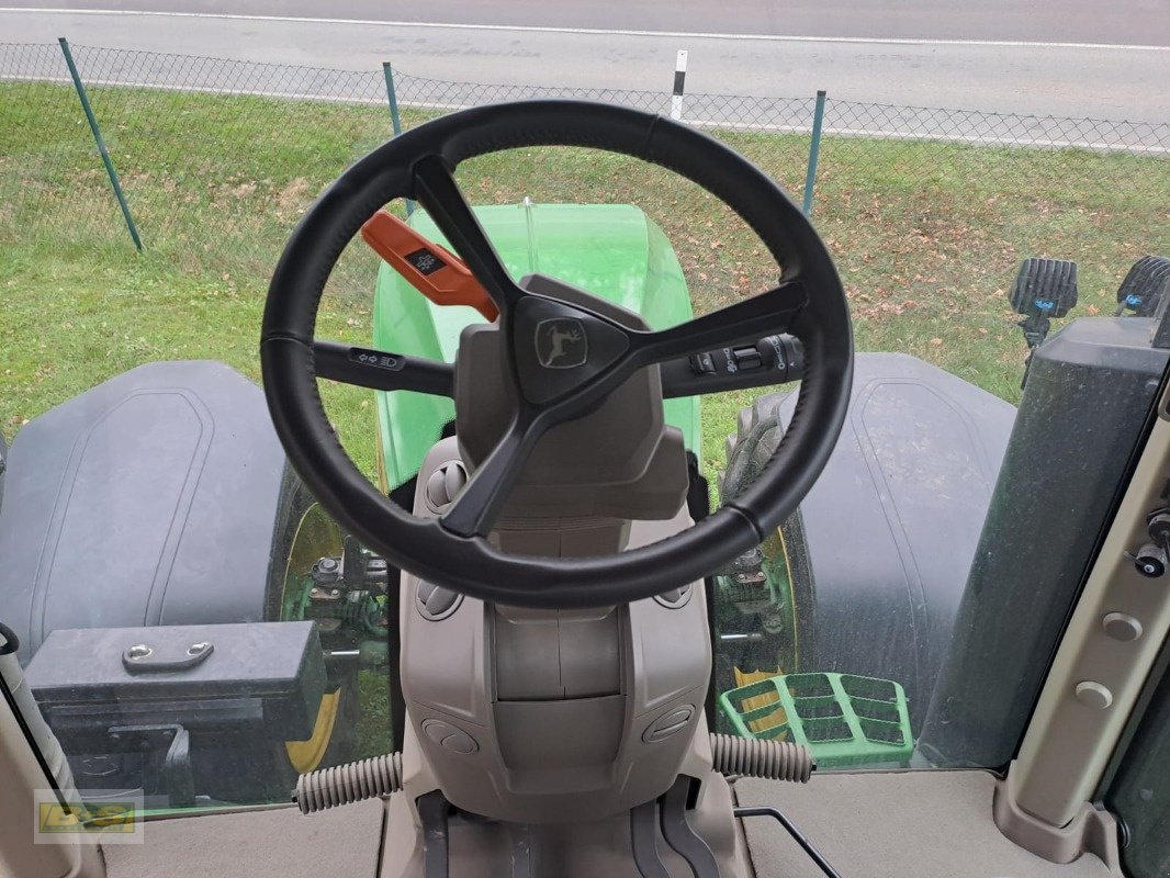 Traktor Türe ait John Deere TRAKTOR 7R330, Neumaschine içinde Neustadt Dosse (resim 10)