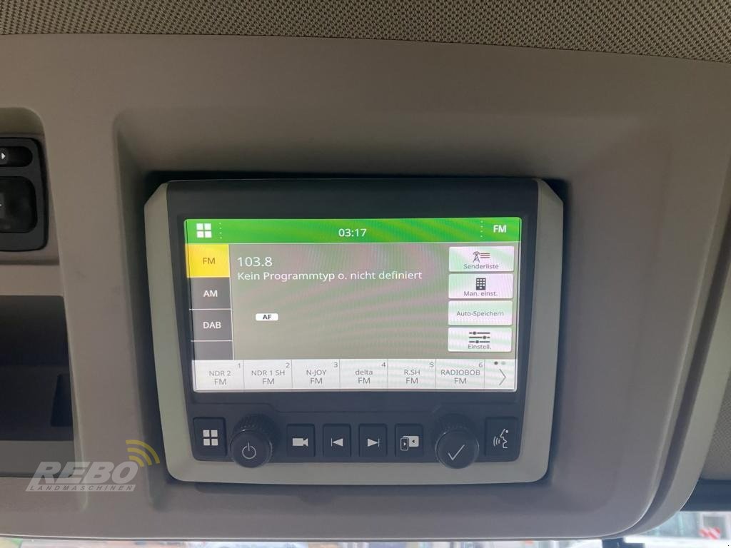 Traktor του τύπου John Deere TRAKTOR 8R 340, Gebrauchtmaschine σε Lütjenburg (Φωτογραφία 20)