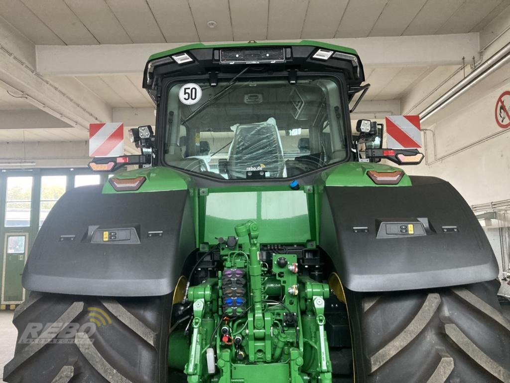 Traktor des Typs John Deere TRAKTOR 8R370, Neumaschine in Lütjenburg (Bild 7)