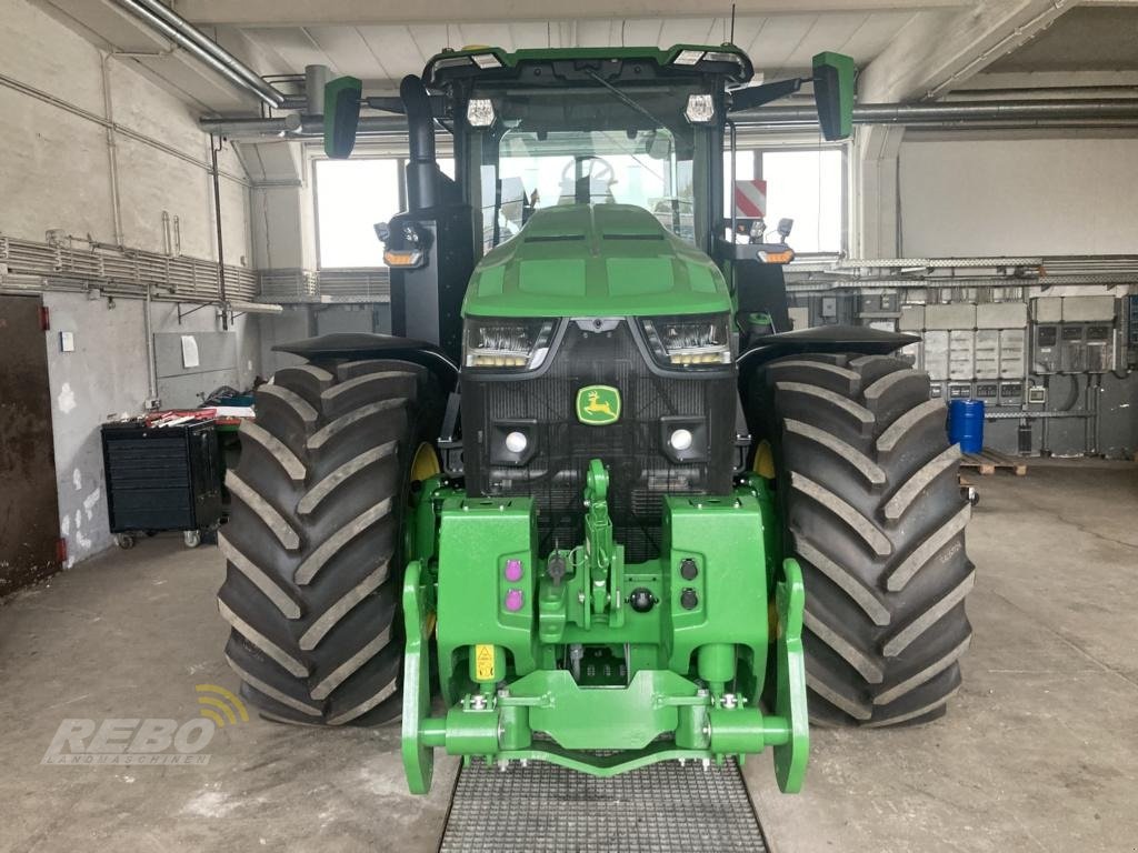 Traktor des Typs John Deere TRAKTOR 8R370, Neumaschine in Lütjenburg (Bild 11)