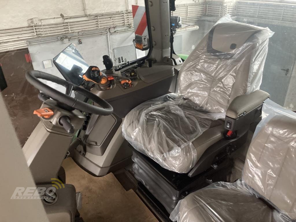 Traktor des Typs John Deere TRAKTOR 8R370, Neumaschine in Lütjenburg (Bild 15)