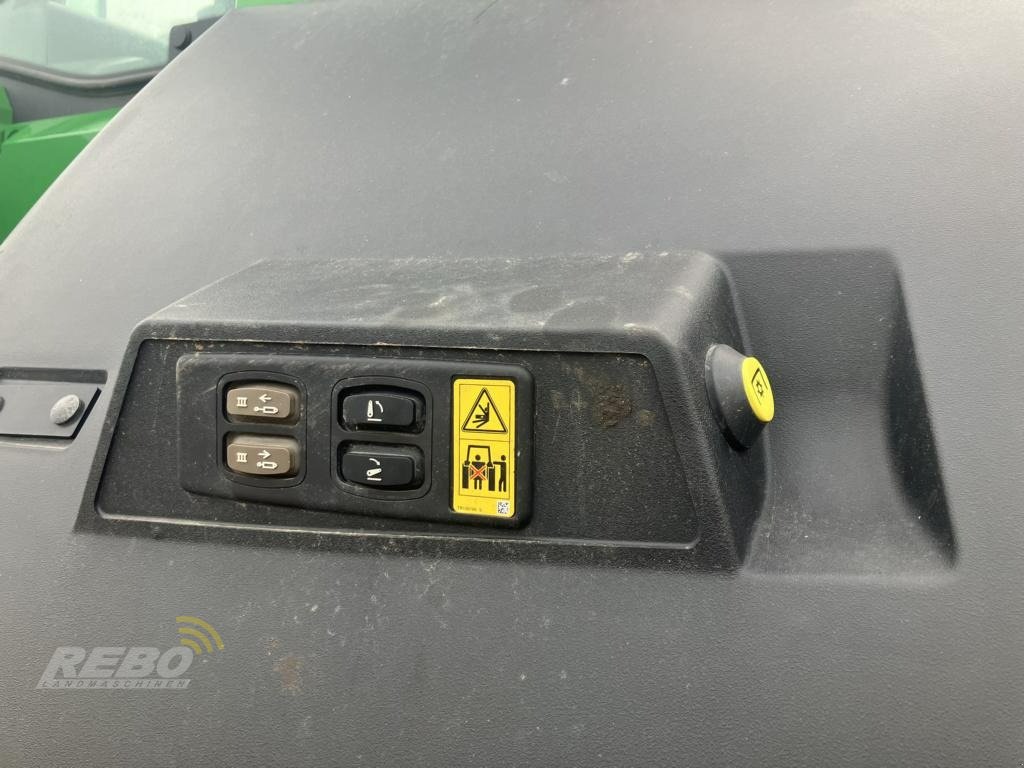 Traktor des Typs John Deere TRAKTOR 8R410, Neumaschine in Visbek/Rechterfeld (Bild 8)