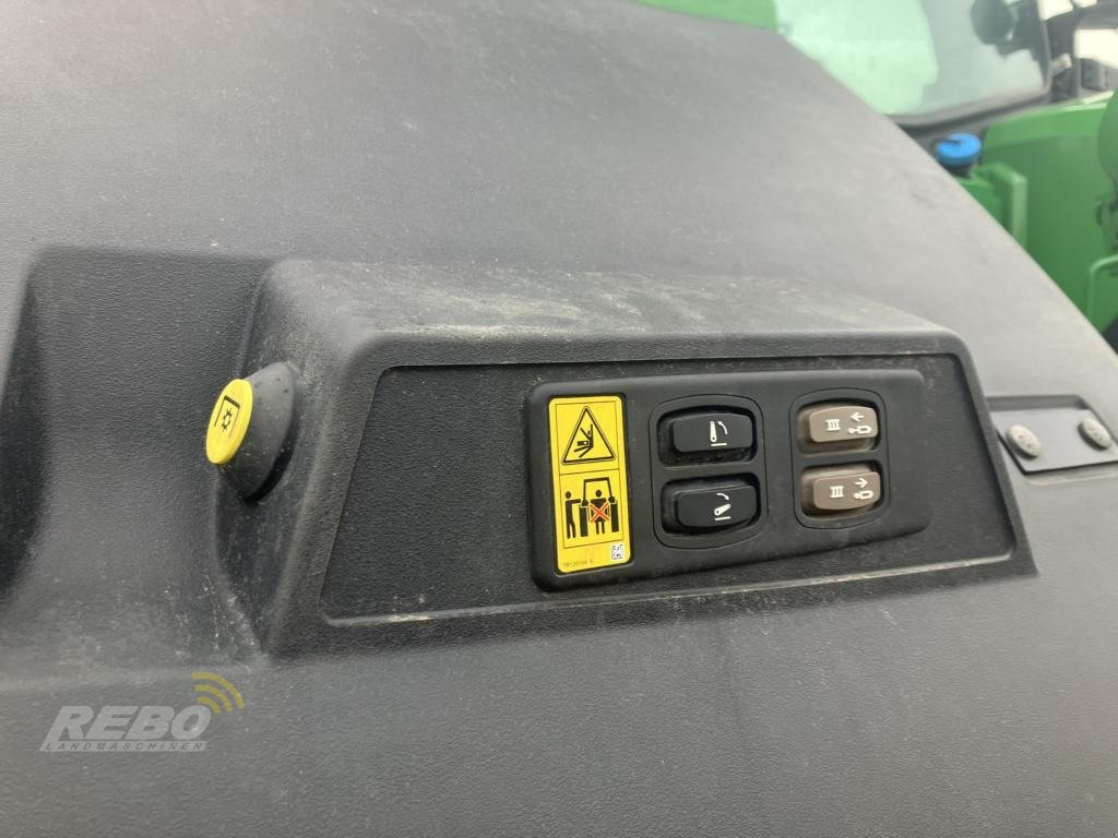 Traktor des Typs John Deere TRAKTOR 8R410, Neumaschine in Visbek/Rechterfeld (Bild 9)