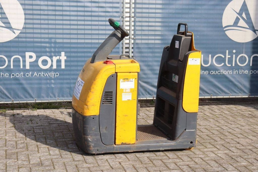 Traktor typu Jungheinrich ECE 220, Gebrauchtmaschine w Antwerpen (Zdjęcie 1)