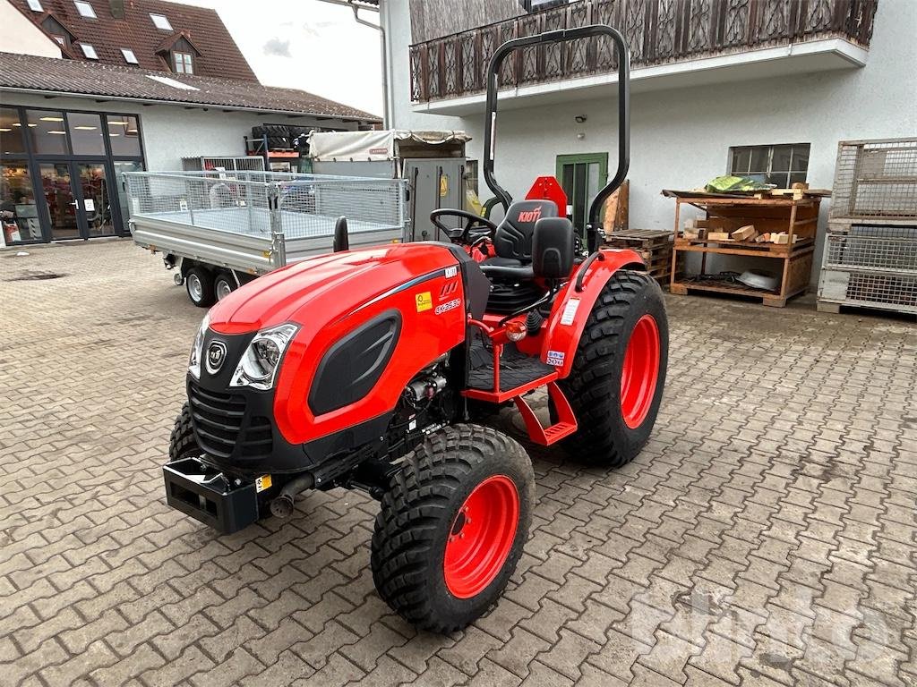 Traktor tip Kioti CK 3530, Gebrauchtmaschine in Düsseldorf (Poză 1)