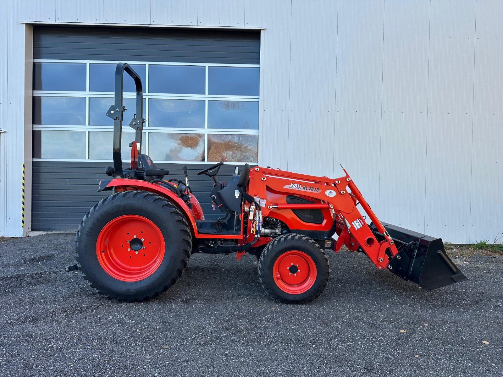 Traktor του τύπου Kioti CK 4030 H, Neumaschine σε Klempau (Φωτογραφία 4)