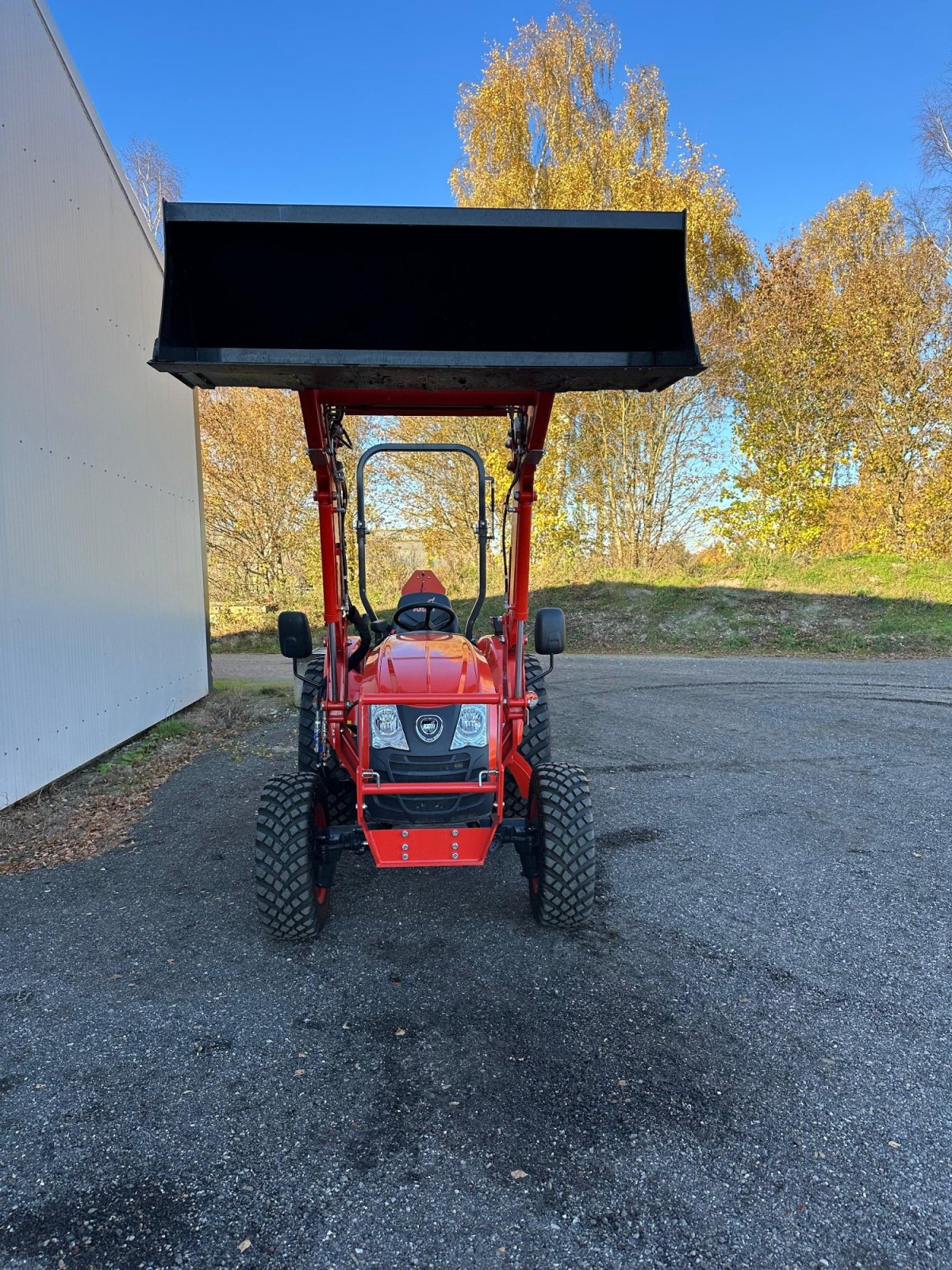 Traktor van het type Kioti CK 4030 H, Neumaschine in Klempau (Foto 4)