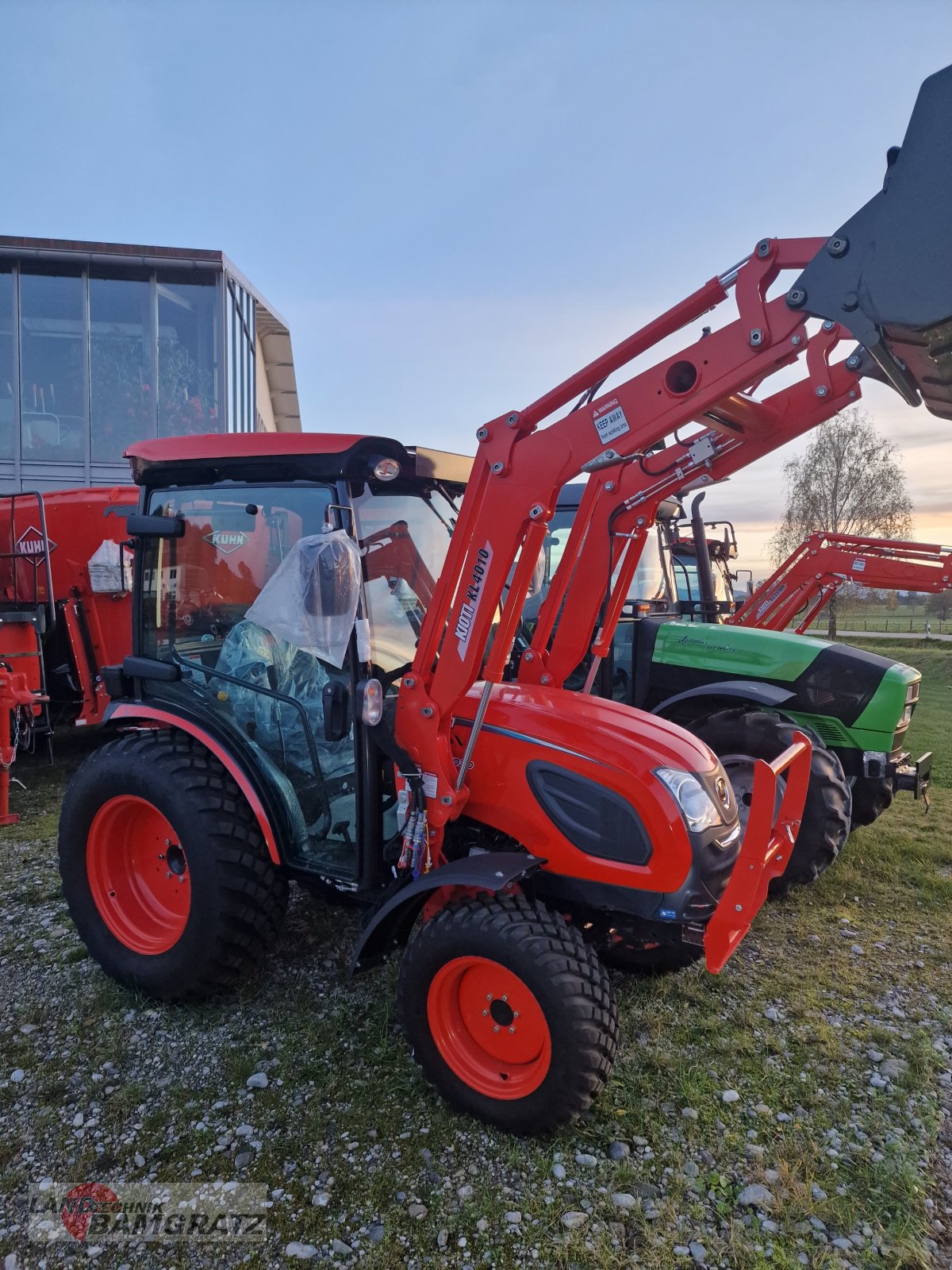 Traktor des Typs Kioti CK 5030 CH, Neumaschine in Eberfing (Bild 3)