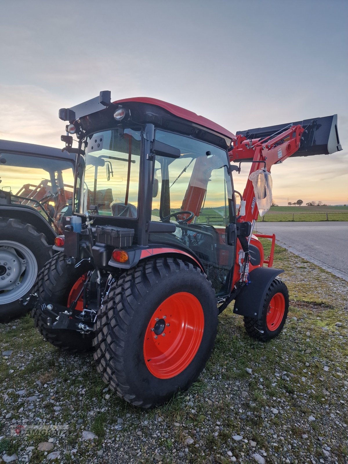 Traktor des Typs Kioti CK 5030 CH, Neumaschine in Eberfing (Bild 4)