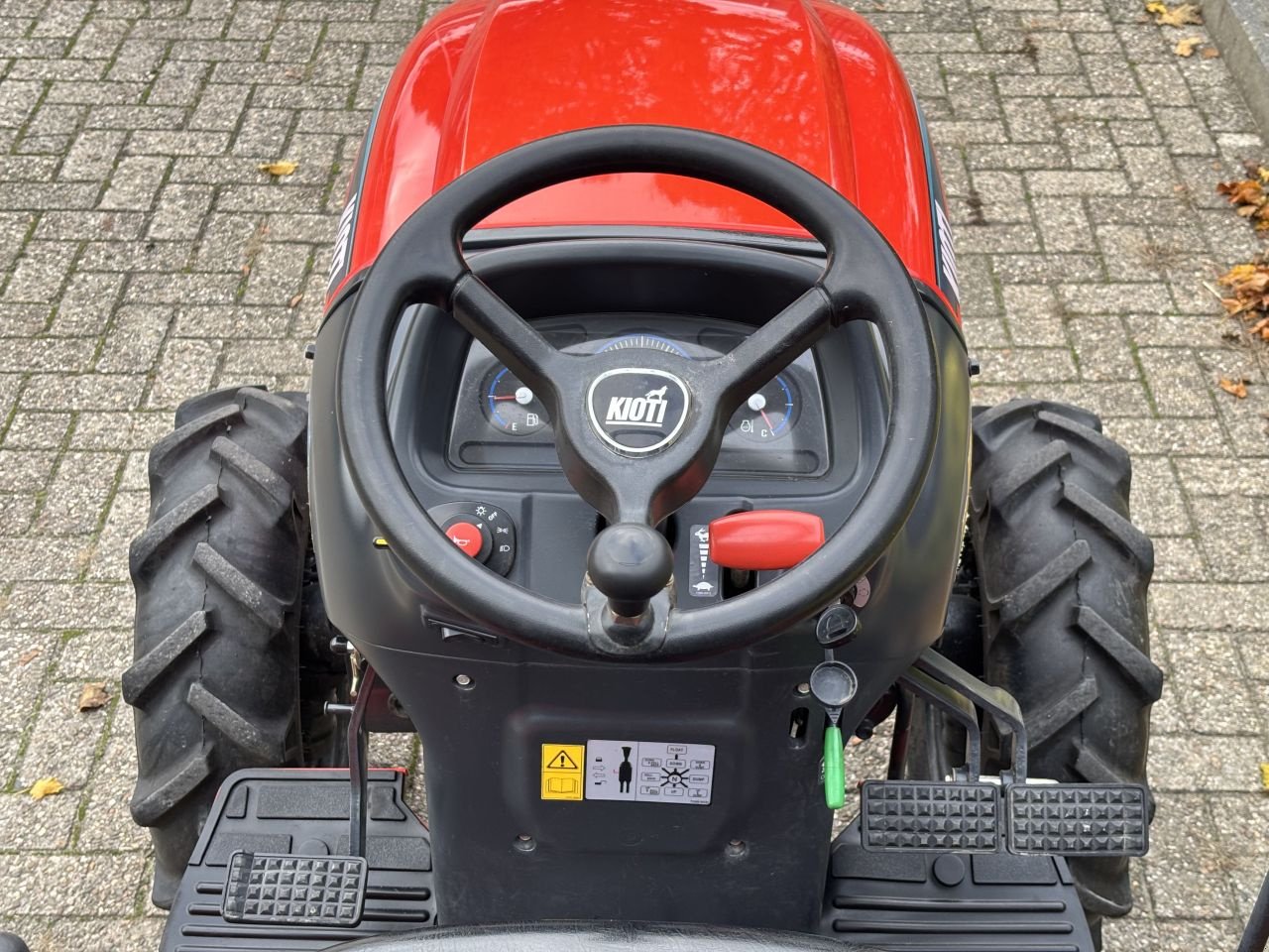 Traktor Türe ait Kioti CK3310 4wd HST, Gebrauchtmaschine içinde Dronten (resim 8)
