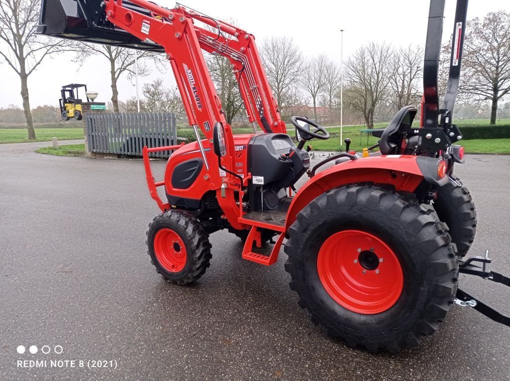 Traktor des Typs Kioti CK5030 HST rops voorlader, Neumaschine in Mijdrecht (Bild 7)