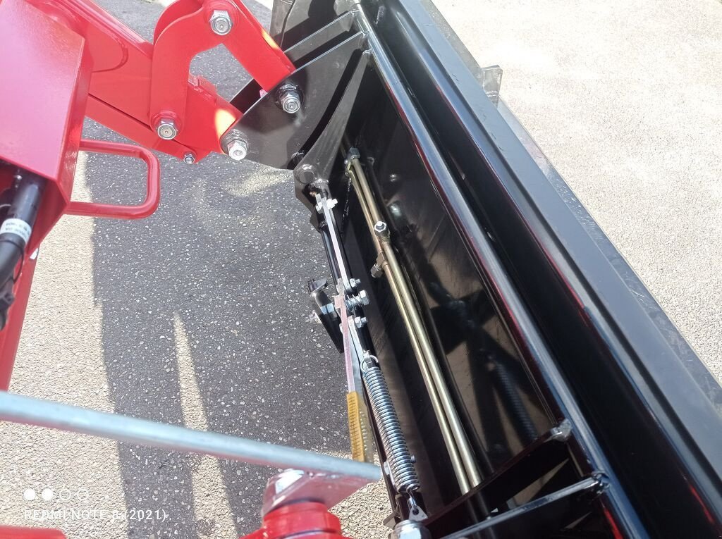 Traktor des Typs Kioti CK5030CH, Neumaschine in Mijdrecht (Bild 9)