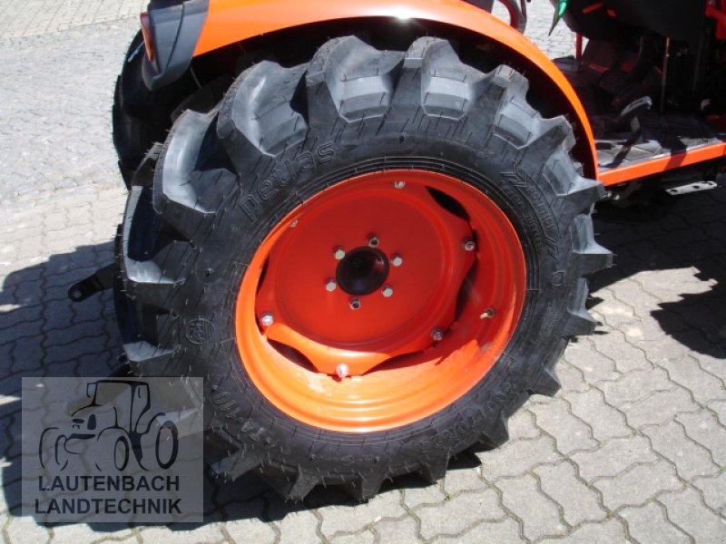 Traktor des Typs Kioti CK5030H, Neumaschine in Rollshausen (Bild 5)