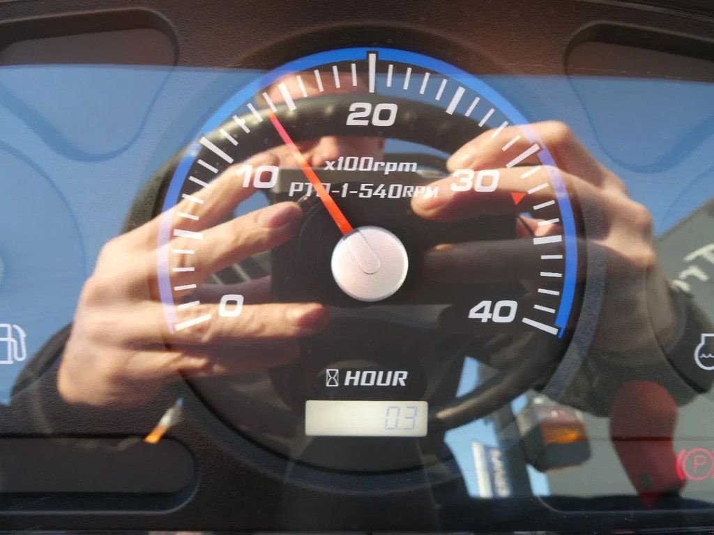 Traktor типа Kioti CS2510 4wd HST / 0001 Draaiuren / Actieprijs, Gebrauchtmaschine в Swifterband (Фотография 10)