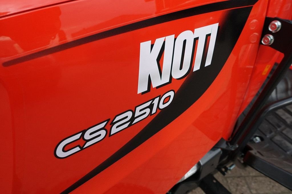 Traktor des Typs Kioti CS2510 4wd HST / 0001 Draaiuren / Extra grote wielen, Gebrauchtmaschine in Swifterband (Bild 8)