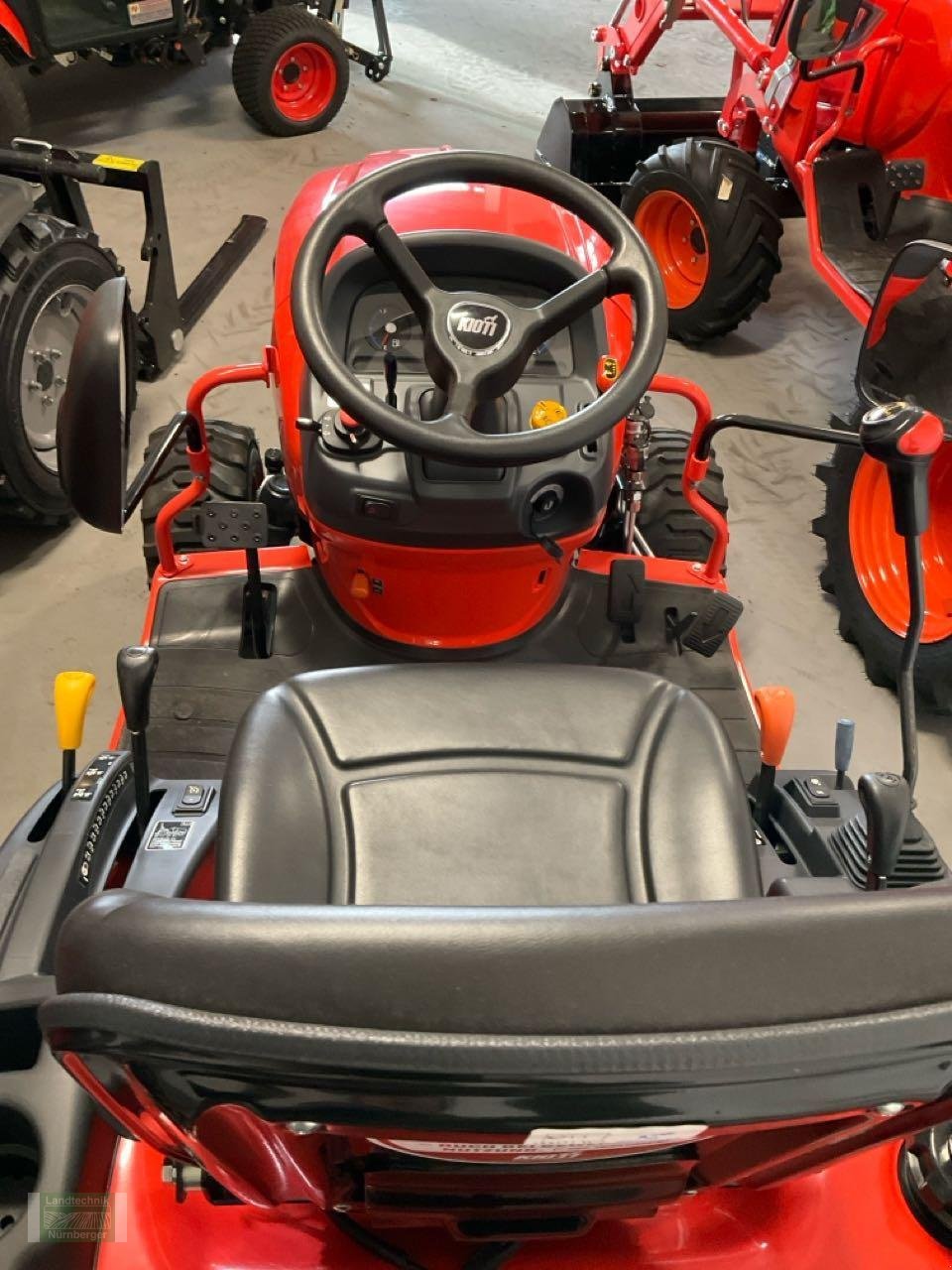 Traktor of the type Kioti CS2520 ohne Kabine, Neumaschine in Leubsdorf (Picture 3)