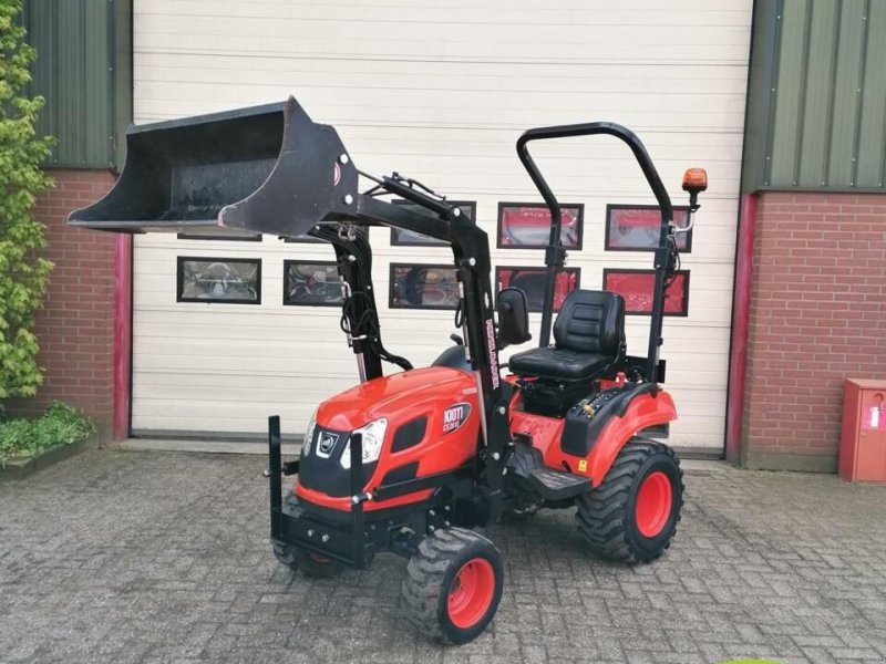 Traktor типа Kioti CS2610 mini tractor hydrostaat 26 pk met voorlader, Gebrauchtmaschine в Aalten