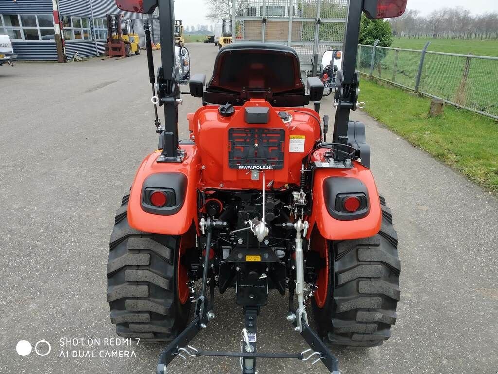 Traktor des Typs Kioti CX2510 hst rops frontloader, Neumaschine in Mijdrecht (Bild 4)