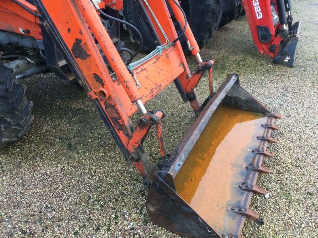 Traktor of the type Kioti DK 45, Gebrauchtmaschine in LISIEUX (Picture 2)