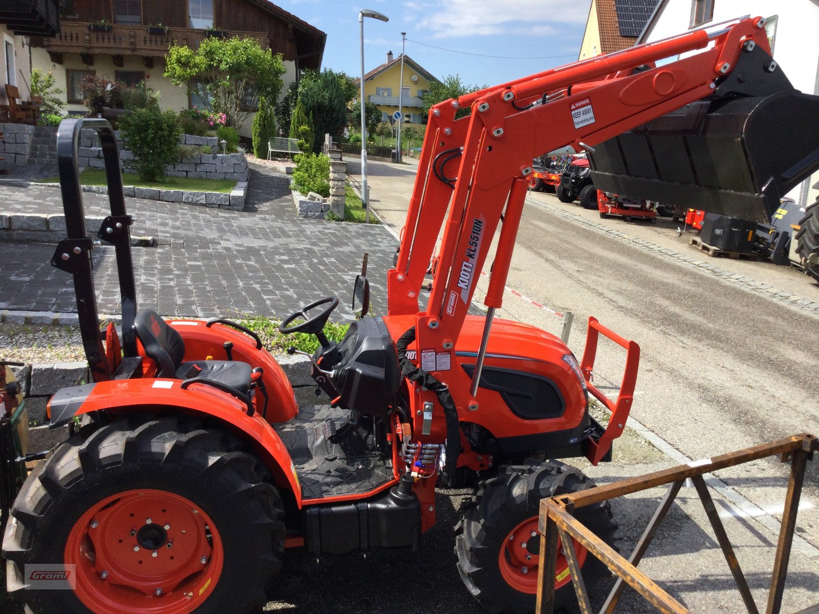 Traktor des Typs Kioti DK 4520 HS, Neumaschine in Kößlarn (Bild 2)