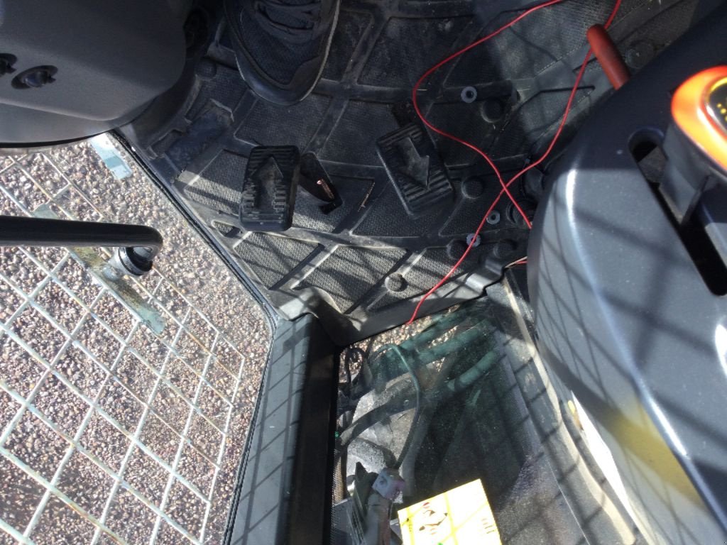 Traktor typu Kioti DK6010HST, Gebrauchtmaschine v LISIEUX (Obrázek 10)