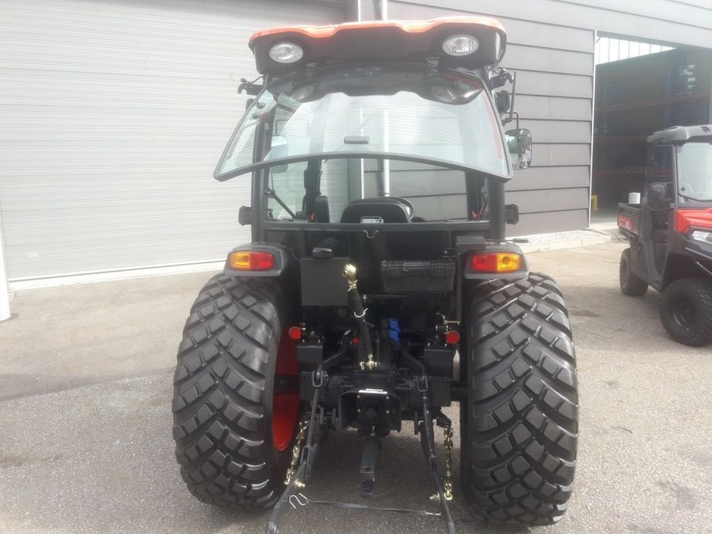 Traktor van het type Kioti DK6030 HST cabine, Neumaschine in Mijdrecht (Foto 6)
