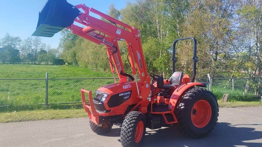 Traktor van het type Kioti DK6030 HST, Neumaschine in Mijdrecht (Foto 1)