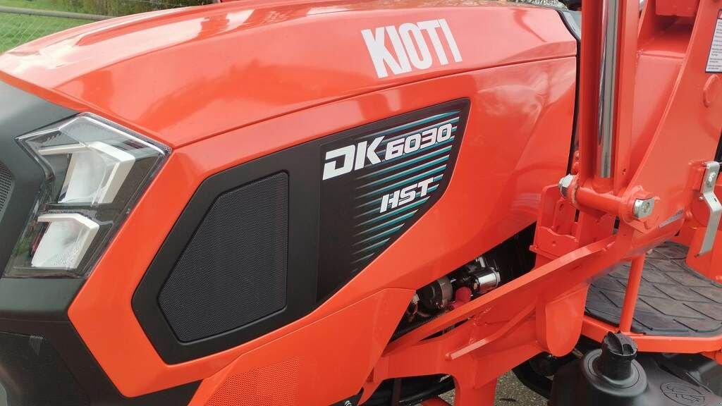 Traktor van het type Kioti DK6030 HST, Neumaschine in Mijdrecht (Foto 10)