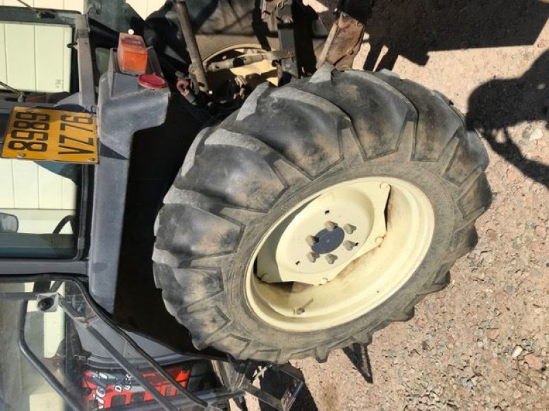 Traktor des Typs Kioti DR48C, Gebrauchtmaschine in les hayons (Bild 4)