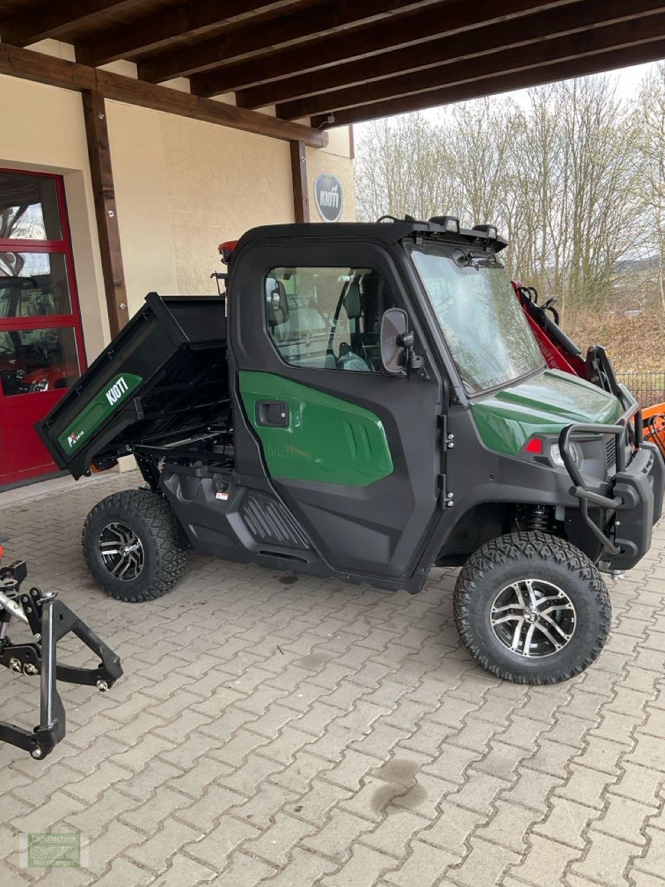 Traktor des Typs Kioti Kioti K9 Vollkabine, Gebrauchtmaschine in Leubsdorf (Bild 2)