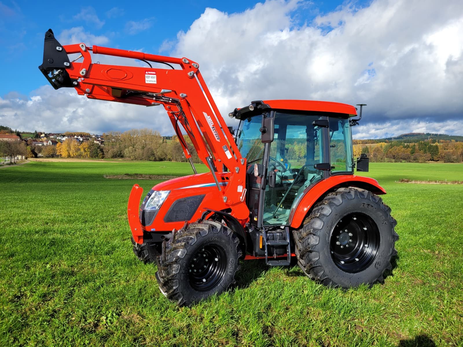 Traktor of the type Kioti RX7330 PC, Neumaschine in Moosbach (Picture 2)