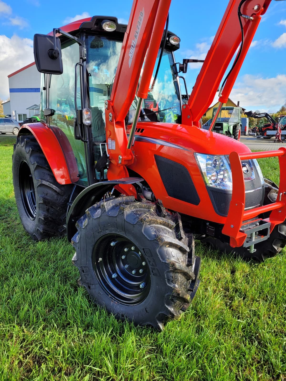 Traktor of the type Kioti RX7330 PC, Neumaschine in Moosbach (Picture 8)