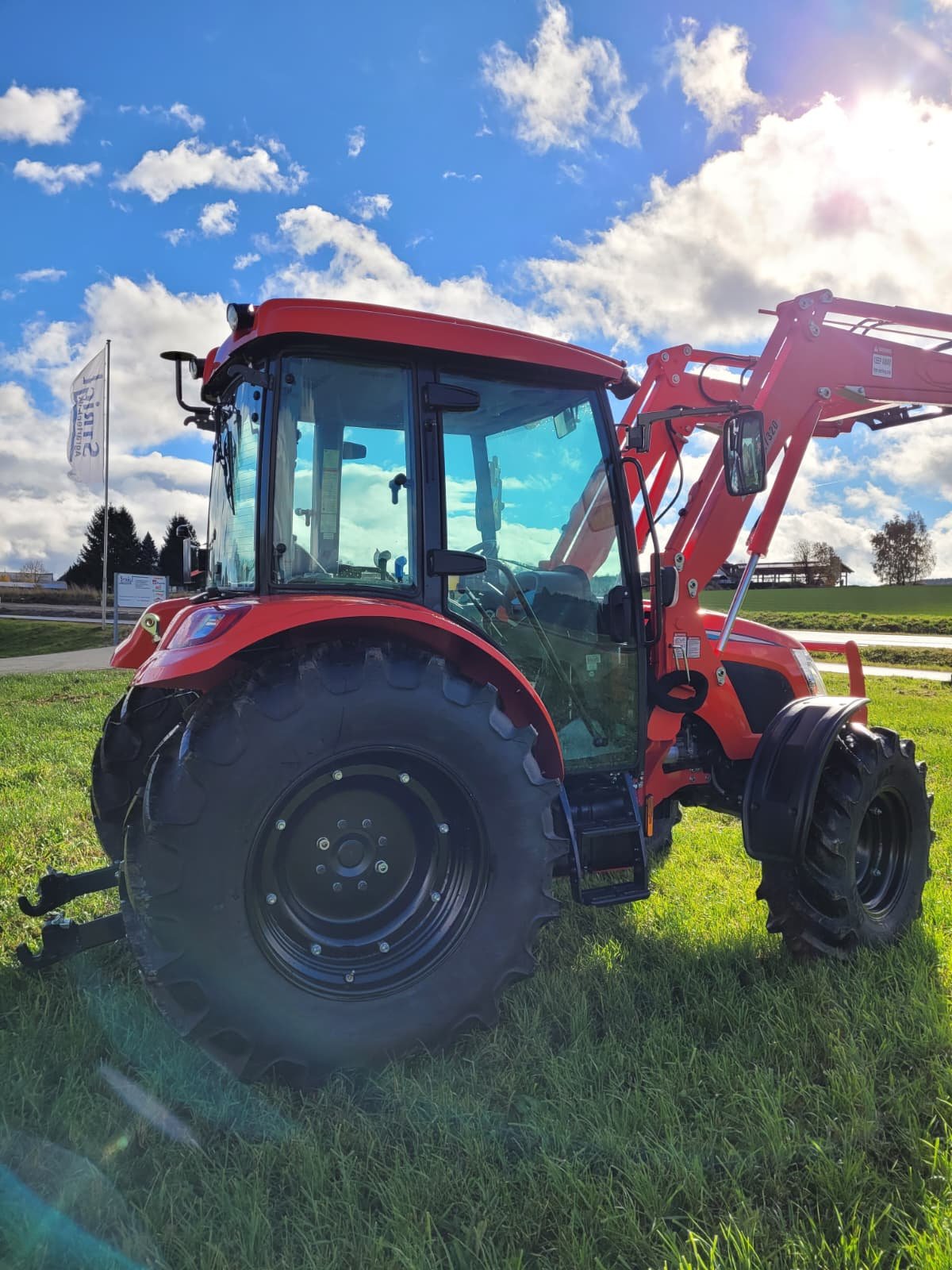 Traktor of the type Kioti RX7330 PC, Neumaschine in Moosbach (Picture 11)