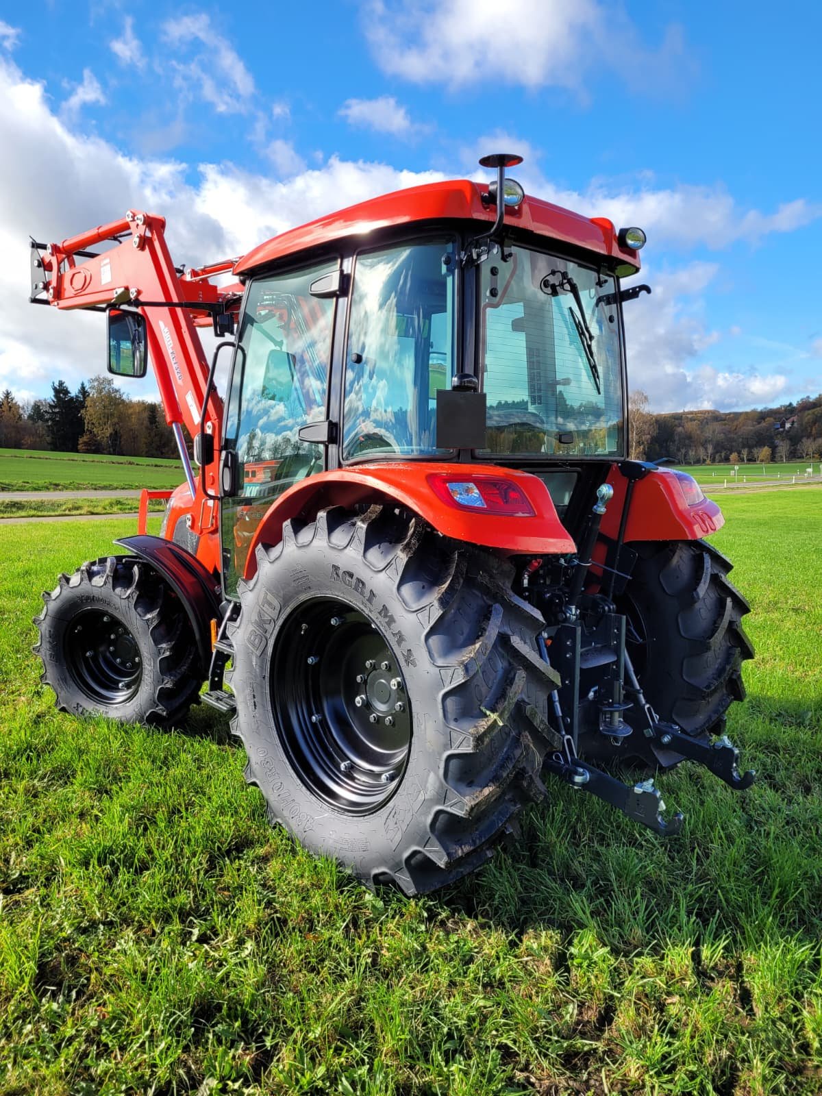 Traktor of the type Kioti RX7330 PC, Neumaschine in Moosbach (Picture 14)