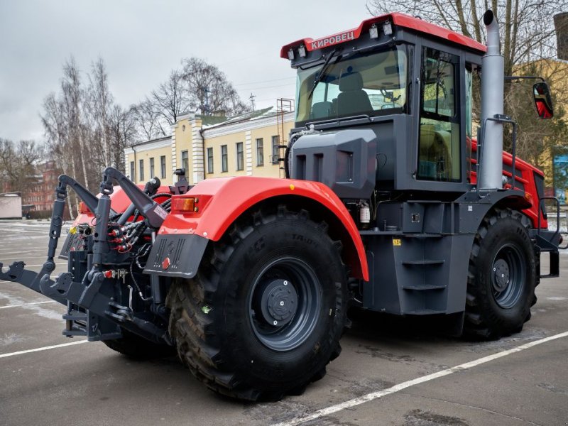 Traktor типа Kirovets 525, Gebrauchtmaschine в DAILLANCOURT (Фотография 1)