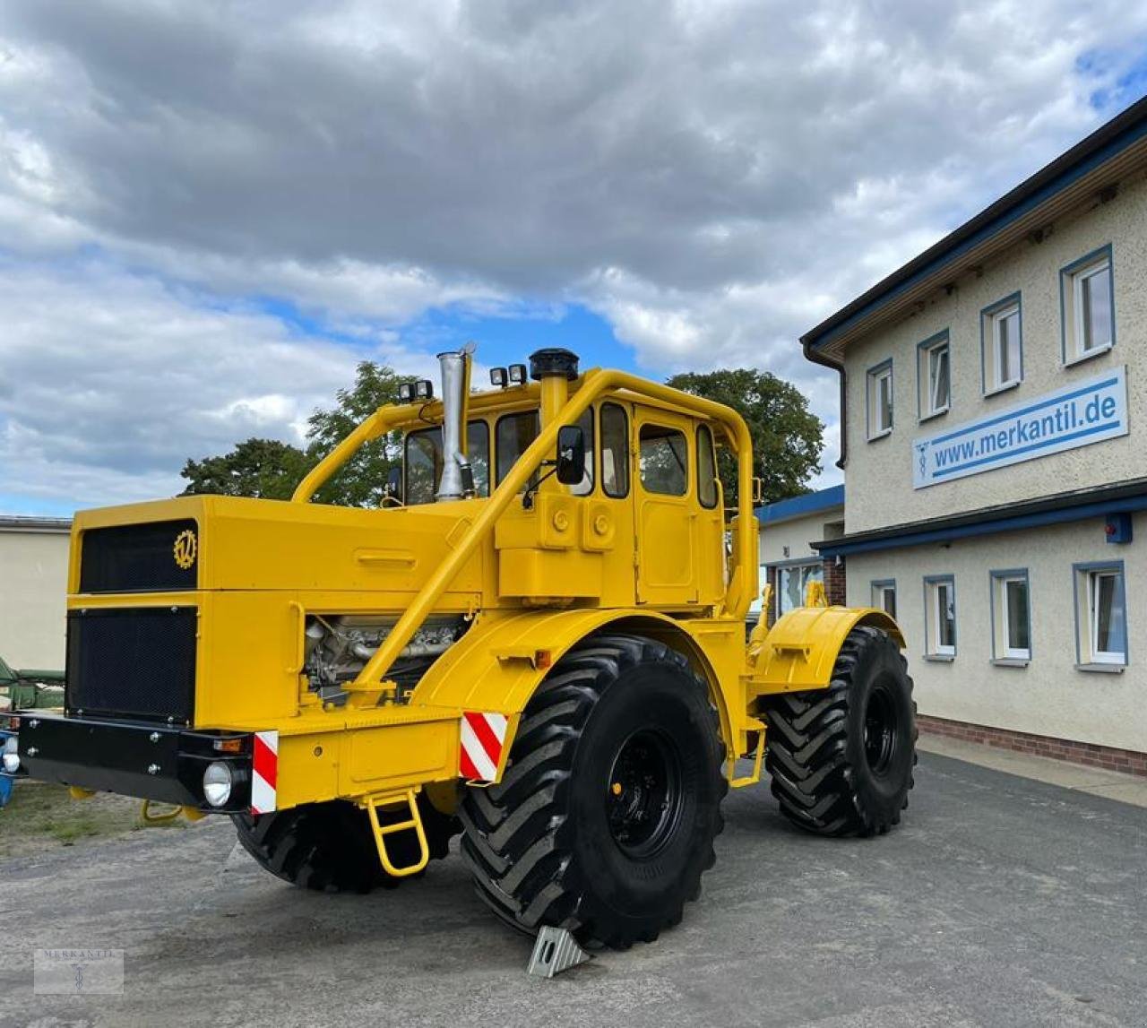 Traktor des Typs Kirovets K 700 A - V 8, Gebrauchtmaschine in Pragsdorf (Bild 1)