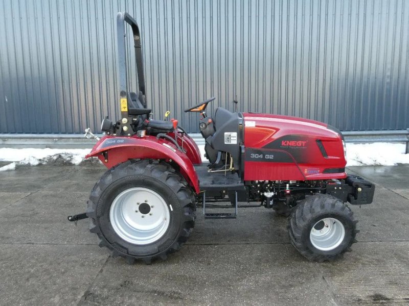 Traktor типа Knegt 304G2 Nieuw model Stage V DEMO ., Gebrauchtmaschine в Losdorp (Фотография 1)