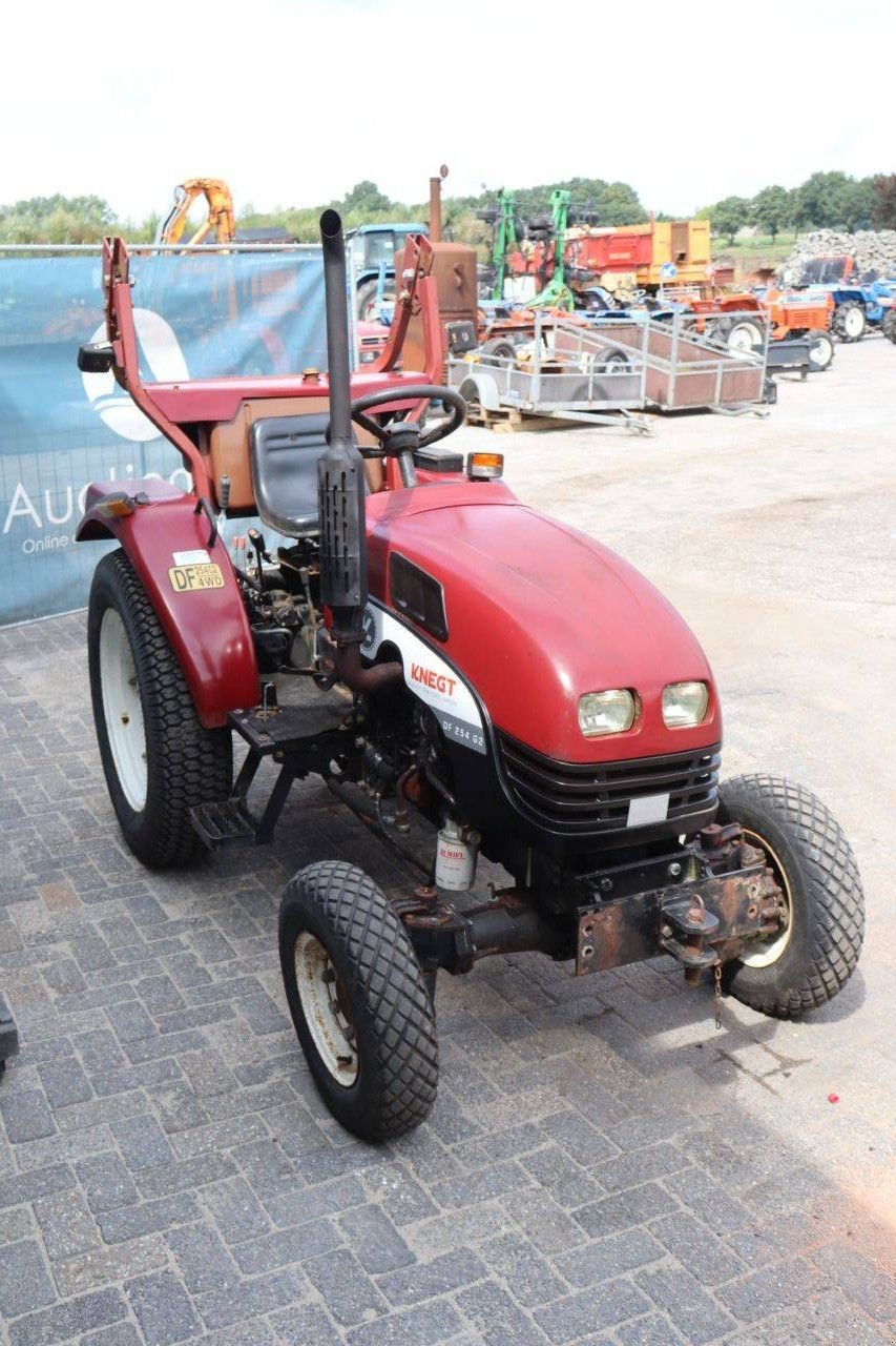 Traktor типа Knegt DF-254-2, Gebrauchtmaschine в Antwerpen (Фотография 8)