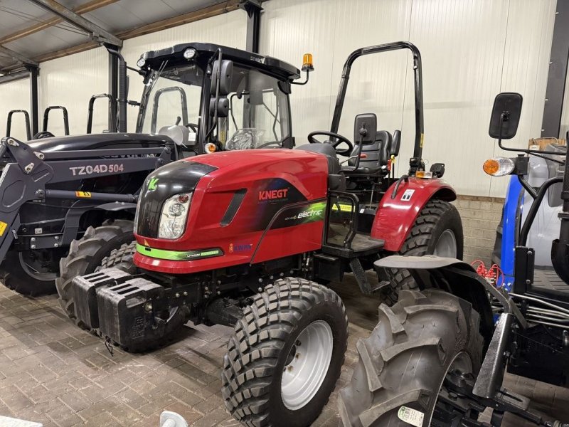 Traktor of the type Knegt G404 electrisch, Gebrauchtmaschine in Neer