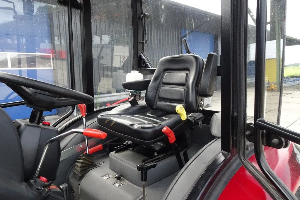 Traktor типа Knegt met voorlader bouwjaar 2023 404G2, Gebrauchtmaschine в Losdorp (Фотография 3)